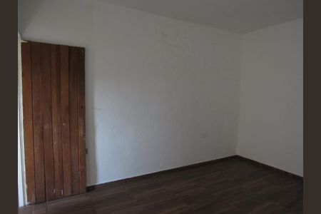 Casa à venda com 249m², 2 quartos e 5 vagasQuarto 2