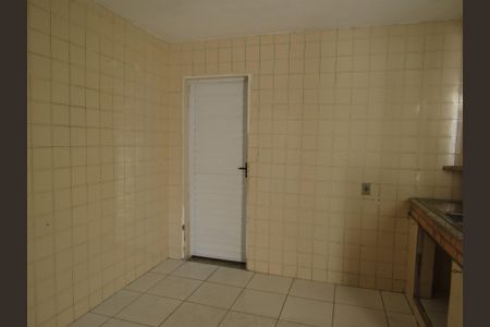 Casa à venda com 249m², 2 quartos e 5 vagasCozinha