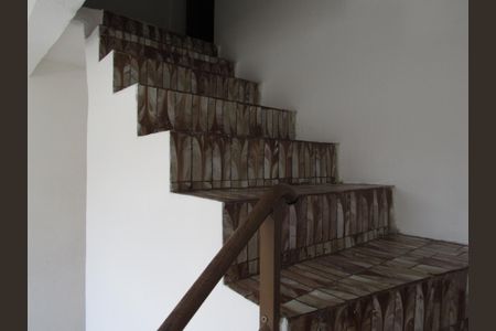 Casa à venda com 249m², 2 quartos e 5 vagasSala