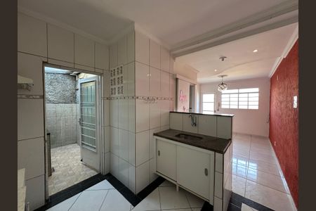 Casa à venda com 50m², 2 quartos e sem vaga