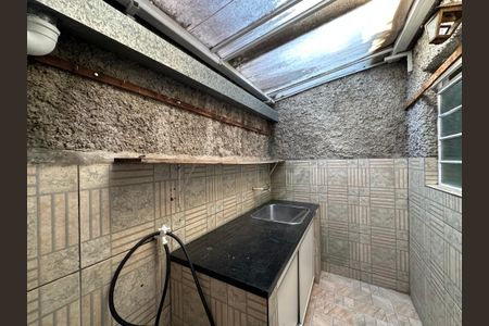 Casa à venda com 50m², 2 quartos e sem vaga