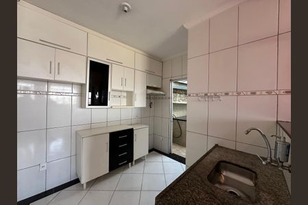 Casa à venda com 50m², 2 quartos e sem vaga