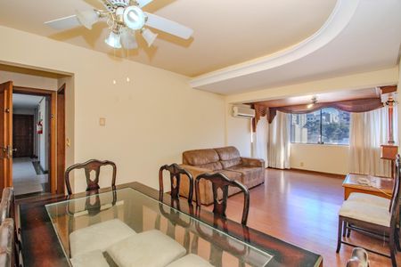 Sala de apartamento para alugar com 2 quartos, 126m² em Moinhos de Vento, Porto Alegre