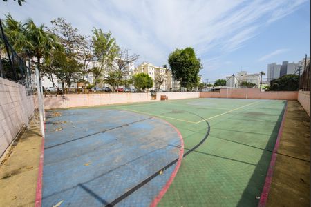 Apartamento para alugar com 73m², 3 quartos e 1 vagaÁrea comum - Quadra Poliesportiva