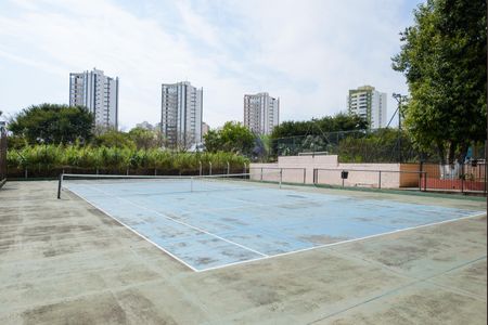 Apartamento para alugar com 73m², 3 quartos e 1 vagaÁrea comum - Quadra de Tenis