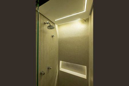 Banheiro de kitnet/studio à venda com 1 quarto, 23m² em Sumaré, São Paulo