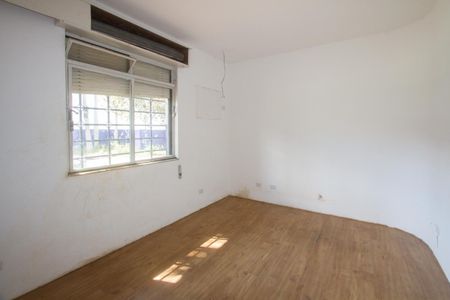 Casa à venda com 1000m², 4 quartos e 3 vagasQuarto 2