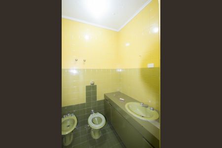 Casa à venda com 1000m², 4 quartos e 3 vagasBanheiro/Suite 1