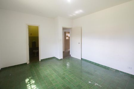 Casa à venda com 1000m², 4 quartos e 3 vagasSuite 1