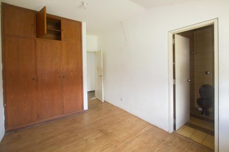 Casa à venda com 1000m², 4 quartos e 3 vagasSuite 2