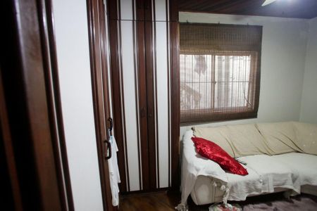 Casa de condomínio à venda com 380m², 3 quartos e 3 vagasQuarto 