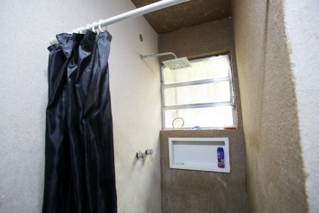 Casa de condomínio à venda com 380m², 3 quartos e 3 vagasBanheiro Social