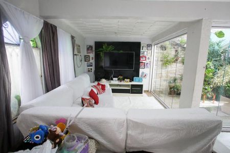 Casa de condomínio à venda com 380m², 3 quartos e 3 vagasSala de Estar