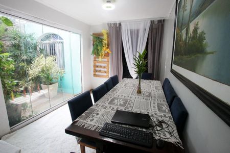 Casa de condomínio à venda com 380m², 3 quartos e 3 vagasSala de Jantar