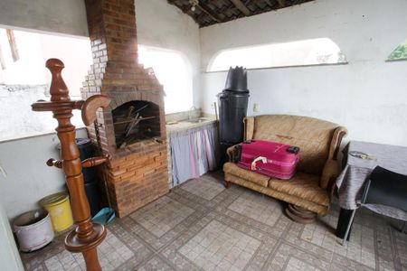 Casa de condomínio à venda com 380m², 3 quartos e 3 vagasChurrasqueira