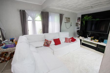 Casa de condomínio à venda com 380m², 3 quartos e 3 vagasSala de Estar