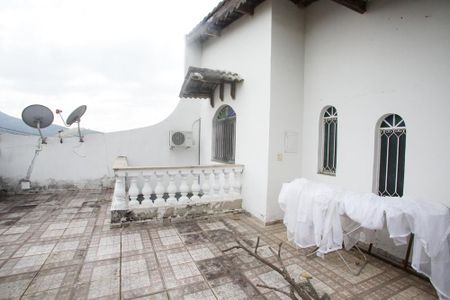 Casa de condomínio à venda com 380m², 3 quartos e 3 vagasQuintal da Piscina
