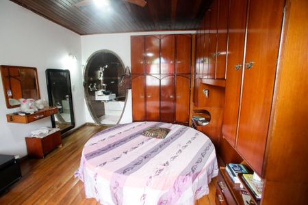 Casa de condomínio à venda com 380m², 3 quartos e 3 vagasSuíte 2