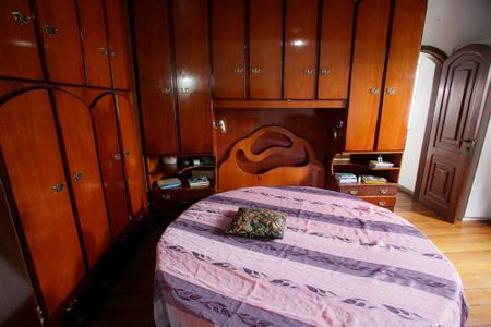 Casa de condomínio à venda com 380m², 3 quartos e 3 vagasSuíte 2