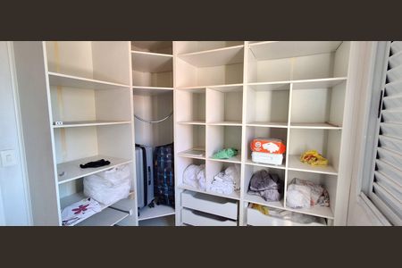 Apartamento à venda com 273m², 3 quartos e 3 vagasQuarto 2