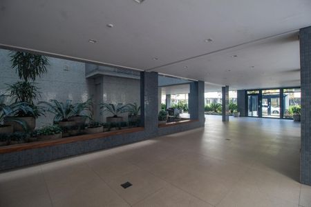 Apartamento à venda com 139m², 2 quartos e 2 vagasHall de entrada