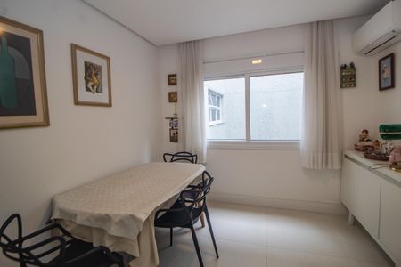 Apartamento à venda com 139m², 2 quartos e 2 vagasSala