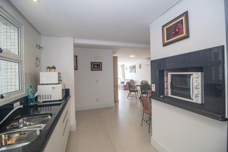 Apartamento à venda com 139m², 2 quartos e 2 vagasCozinha