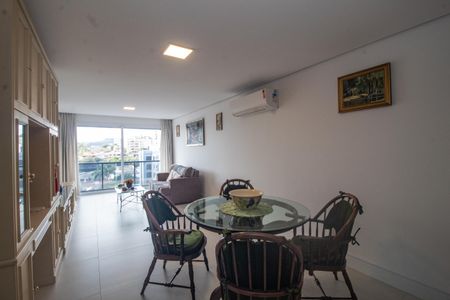 Apartamento à venda com 139m², 2 quartos e 2 vagasSala 2
