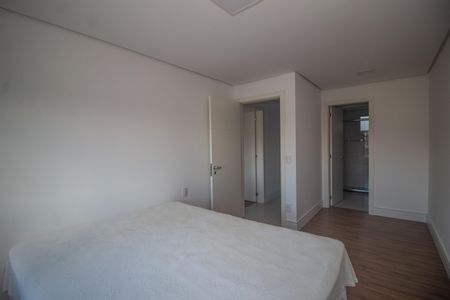 Apartamento à venda com 139m², 2 quartos e 2 vagasBanheiro da Suíte 2