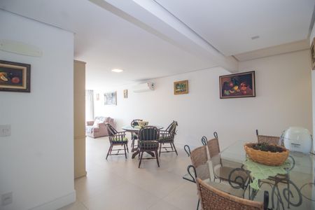 Apartamento à venda com 139m², 2 quartos e 2 vagasSala 2