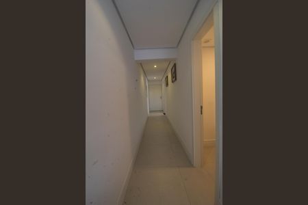 Apartamento à venda com 139m², 2 quartos e 2 vagasCorredor