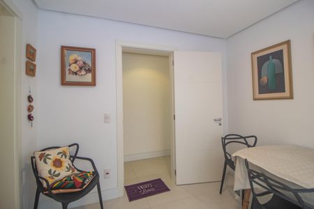 Sala de apartamento à venda com 2 quartos, 139m² em Tristeza, Porto Alegre