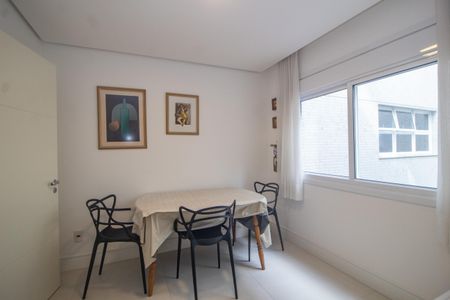 Apartamento à venda com 139m², 2 quartos e 2 vagasSala