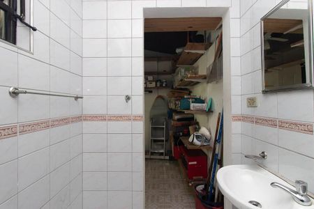 Casa à venda com 450m², 5 quartos e 2 vagasBanheiro de Serviço