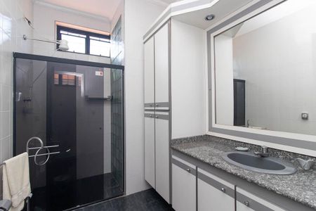 Casa à venda com 450m², 5 quartos e 2 vagasBanheiro do Salão