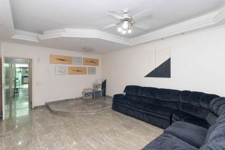 Casa à venda com 450m², 5 quartos e 2 vagasSala