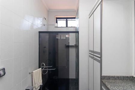 Casa à venda com 450m², 5 quartos e 2 vagasBanheiro do Salão