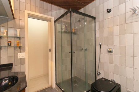 Casa à venda com 450m², 5 quartos e 2 vagasBanheiro