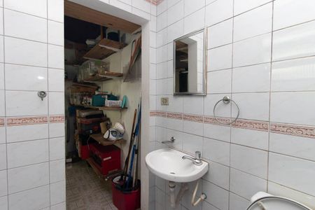 Casa à venda com 450m², 5 quartos e 2 vagasBanheiro de Serviço