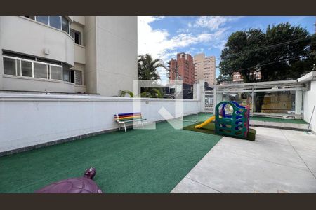 Apartamento para alugar com 120m², 3 quartos e 2 vagasÁrea comum - Playground