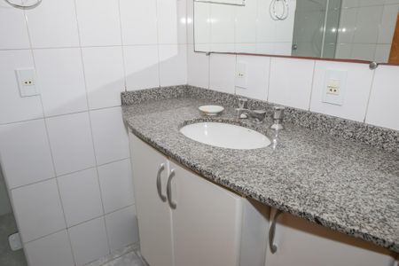 Apartamento para alugar com 120m², 3 quartos e 2 vagasBanheiro Social