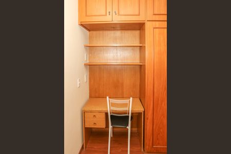 Apartamento para alugar com 120m², 3 quartos e 2 vagasQuarto 2