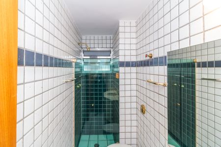 Apartamento à venda com 98m², 3 quartos e 1 vaga Apartamento à venda com 98m², 3 quartos e 1 vagaBanheiro