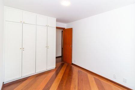 Apartamento à venda com 98m², 3 quartos e 1 vaga Apartamento à venda com 98m², 3 quartos e 1 vagaQuarto 2