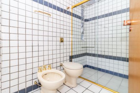 Apartamento à venda com 98m², 3 quartos e 1 vaga Apartamento à venda com 98m², 3 quartos e 1 vagaBanheiro da Suíte