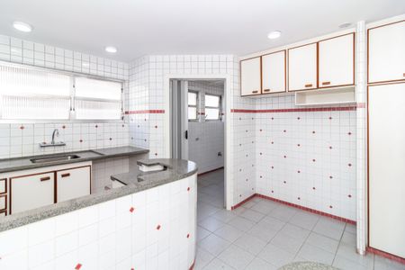 Apartamento à venda com 98m², 3 quartos e 1 vaga Apartamento à venda com 98m², 3 quartos e 1 vagaCozinha