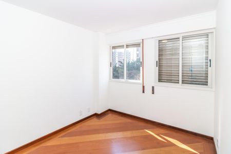 Apartamento à venda com 98m², 3 quartos e 1 vaga Apartamento à venda com 98m², 3 quartos e 1 vagaQuarto 2