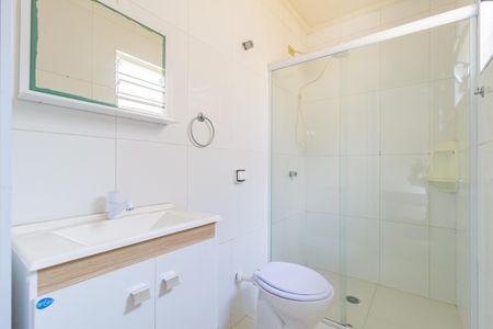 Casa à venda com 90m², 2 quartos e sem vagaBanheiro - Suíte