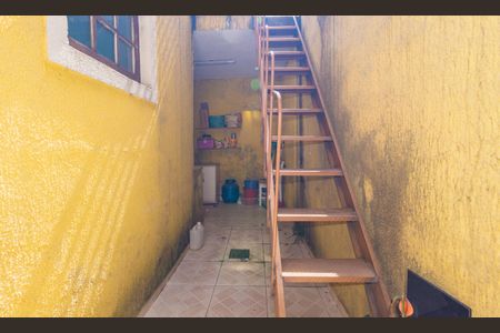 Casa à venda com 90m², 2 quartos e sem vagaQuintal