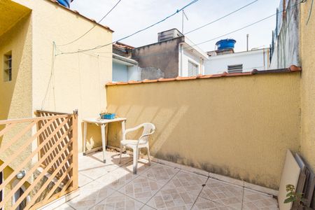 Casa à venda com 90m², 2 quartos e sem vagaQuintal